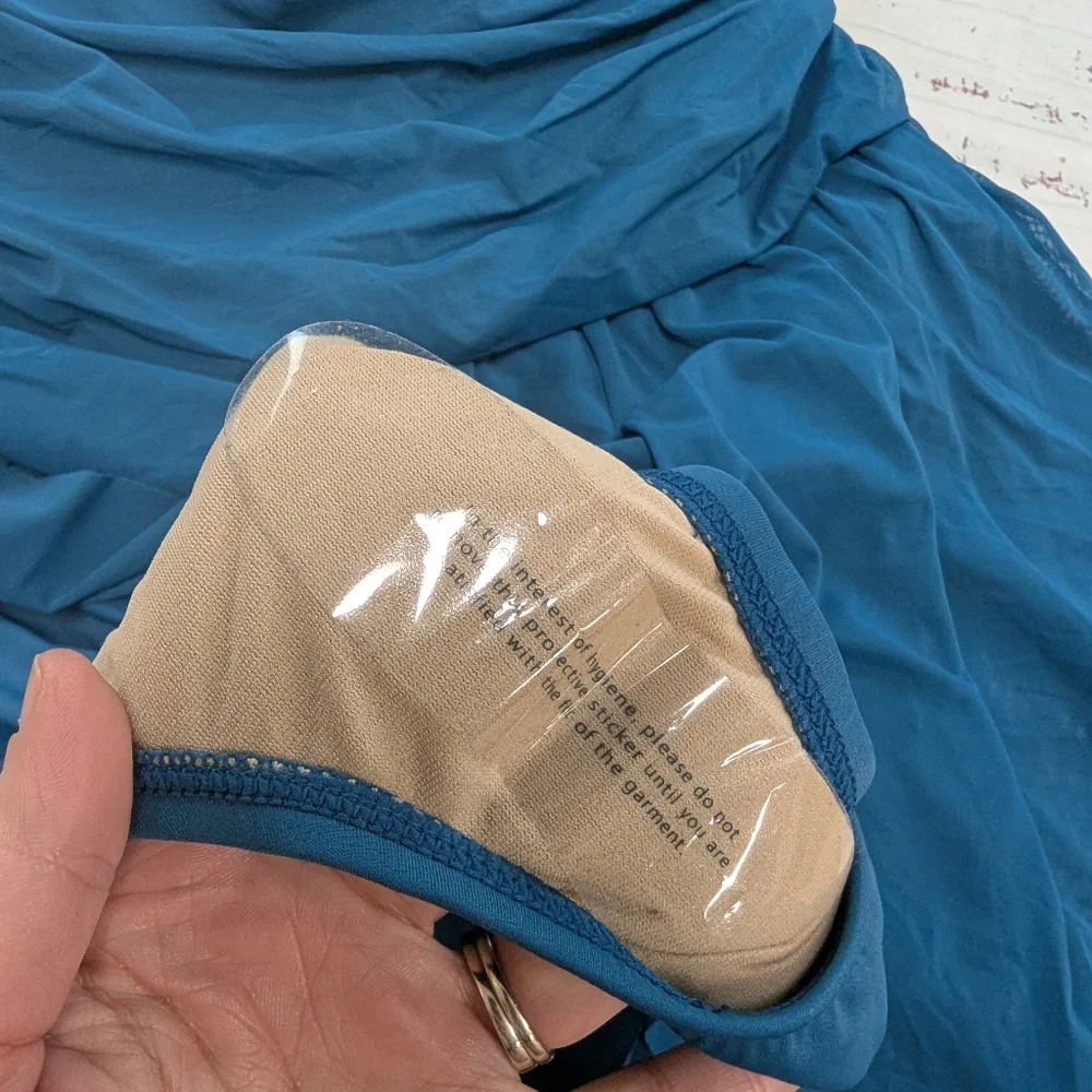 Catherines One Piece Modest Padded Swim Suit With Skirt - Picture 3 of 6